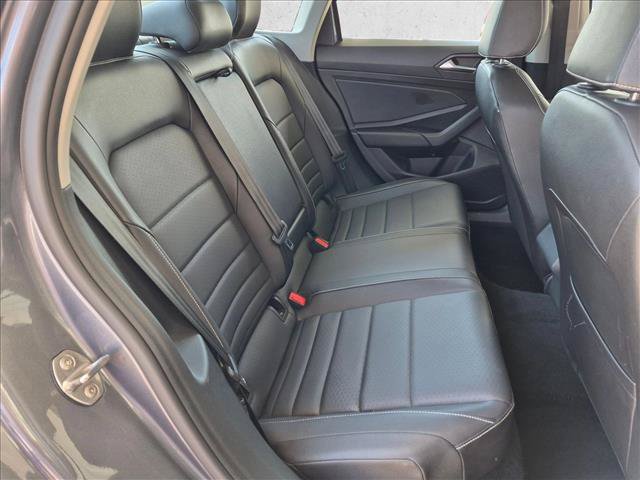 Used 2024 Volkswagen Jetta SE FWD image 19