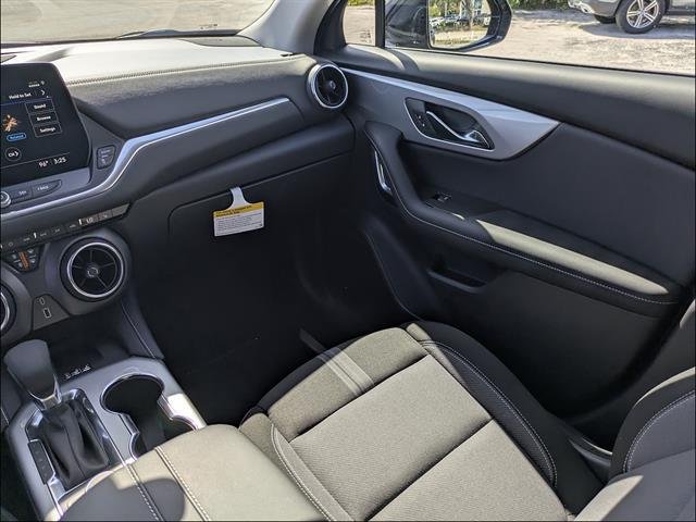 New 2026 Chevrolet Blazer LT w/ Convenience Package FWD image 16