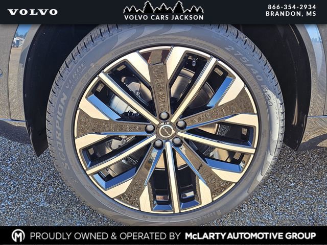 New 2026 Volvo XC90 B6 Plus w/ Protection Package Premier image 25