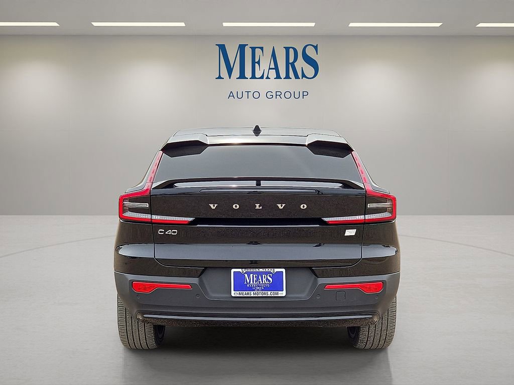 Used 2023 Volvo C40 P8 Recharge Ultimate image 5
