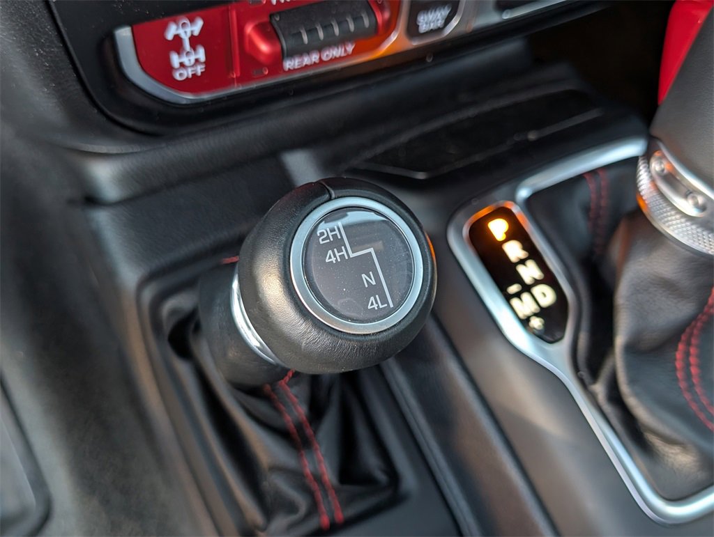 Used 2022 Jeep Wrangler Unlimited Rubicon w/ Steel Bumper Group image 31