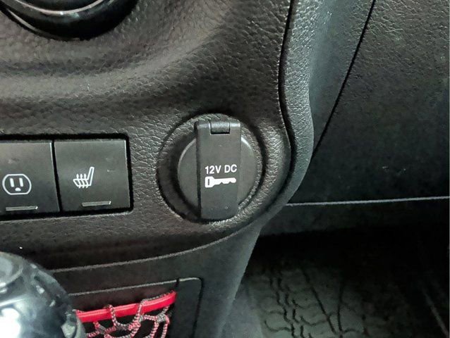 Used 2017 Jeep Wrangler Unlimited Rubicon image 23