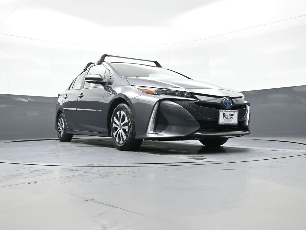 Certified 2022 Toyota Prius Prime XLE image 28