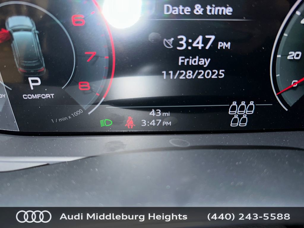 Used 2026 Audi Q7 3.0T Premium w/ Convenience Plus Package image 17