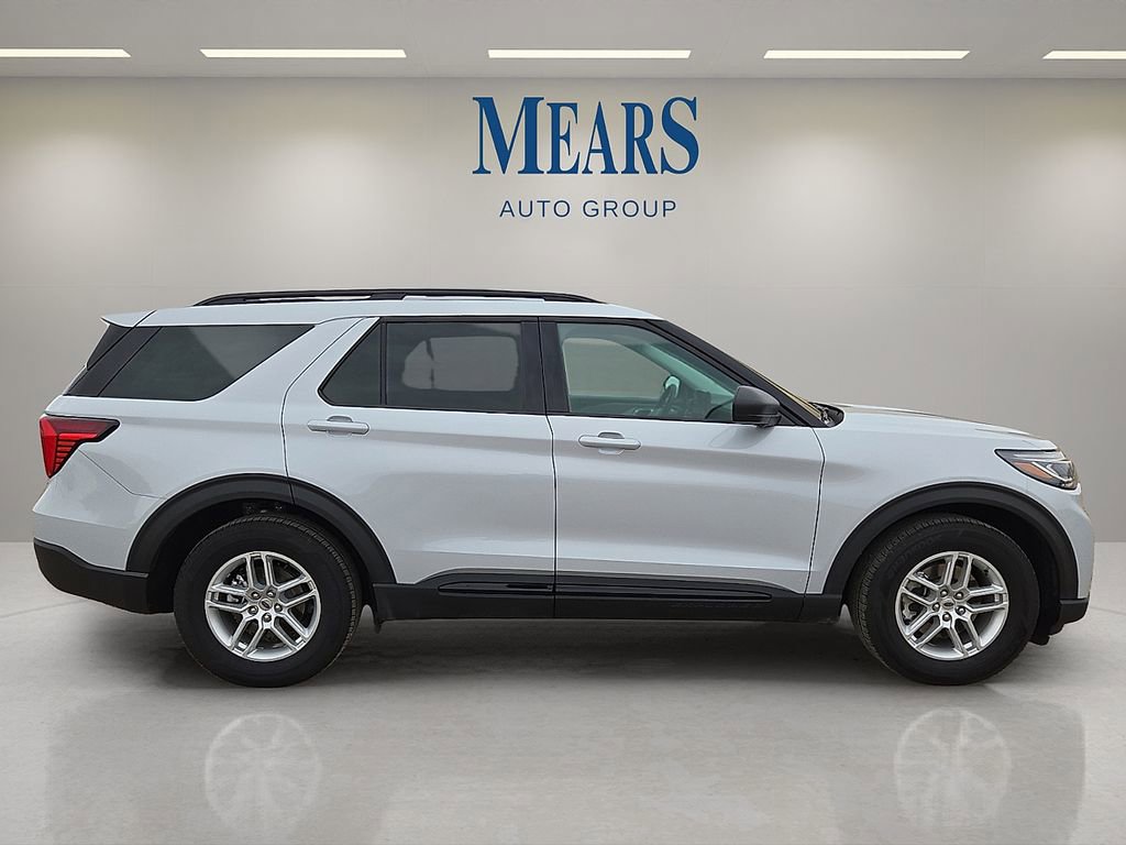Used 2026 Ford Explorer Active w/ Active Comfort Package image 6
