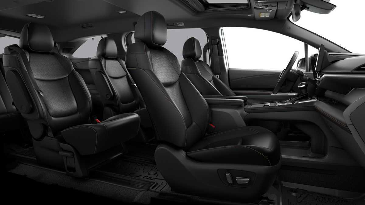 New 2026 Toyota Sienna XLE Woodland Edition AWD/4WD image 20