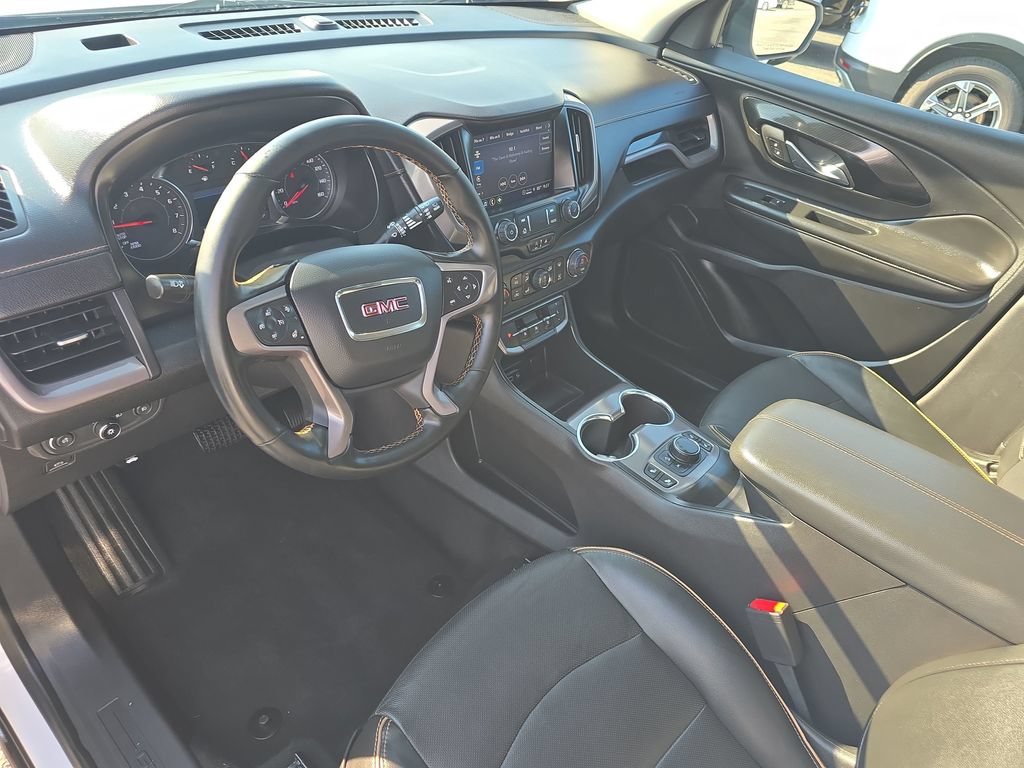 Used 2023 GMC Terrain AT4 AWD/4WD image 28