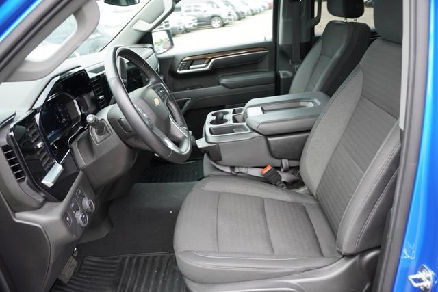 Used 2026 Chevrolet Silverado 1500 LT AWD/4WD image 4