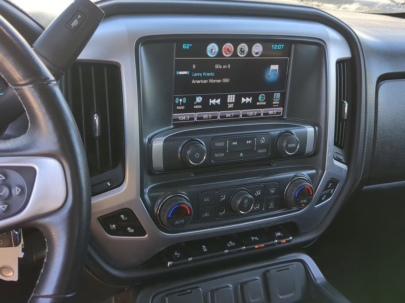 Used 2018 GMC Sierra 1500 SLT image 33