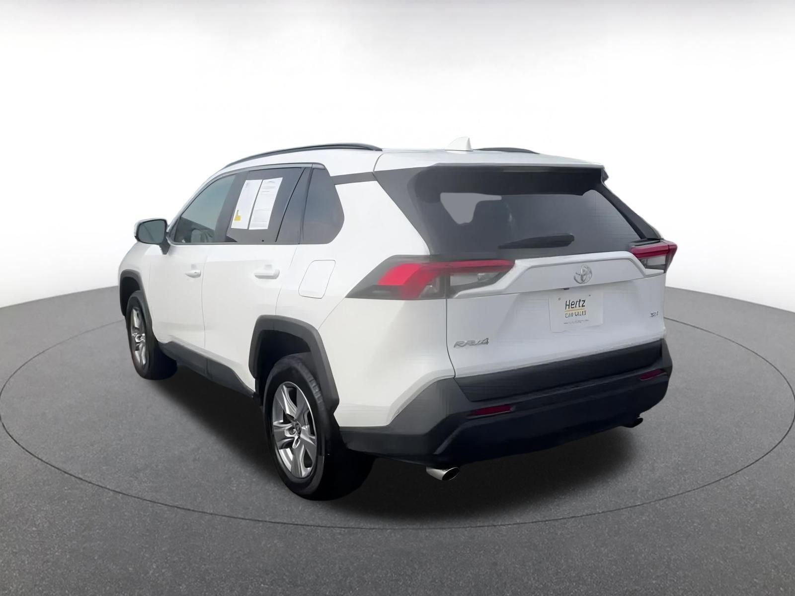 Used 2025 Toyota RAV4 XLE image 11