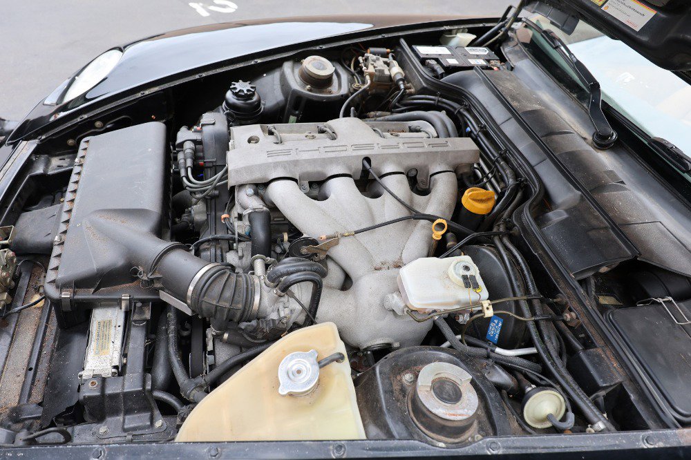 Used 1995 Porsche 968 Cabriolet RWD image 5