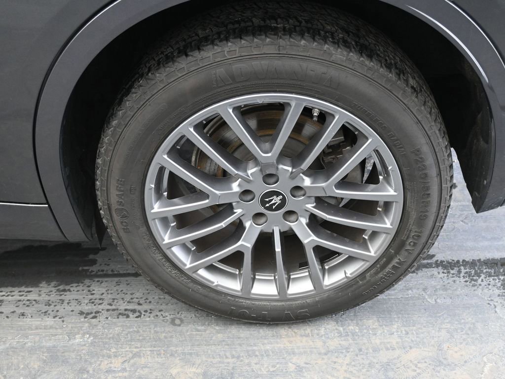 Used 2024 Maserati Grecale GT image 13