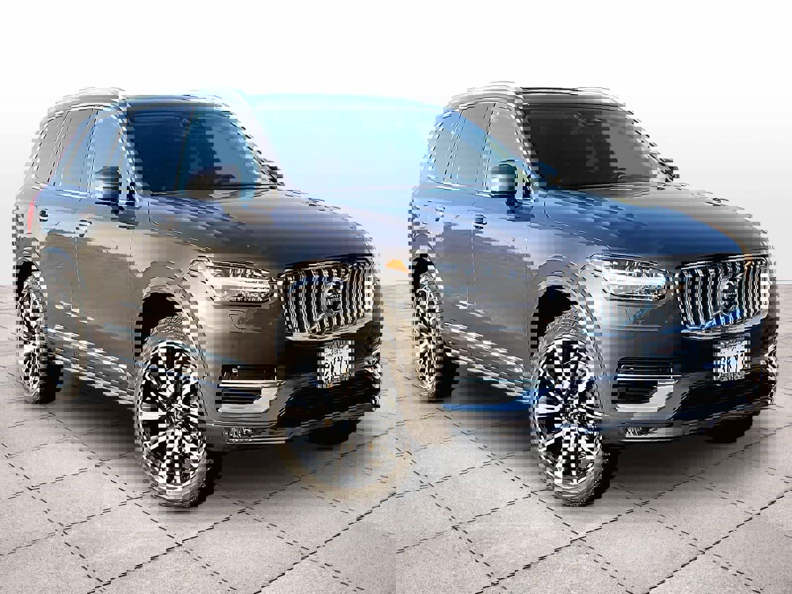 Used 2023 Volvo XC90 B6 Plus w/ Protection Package Premier image 2
