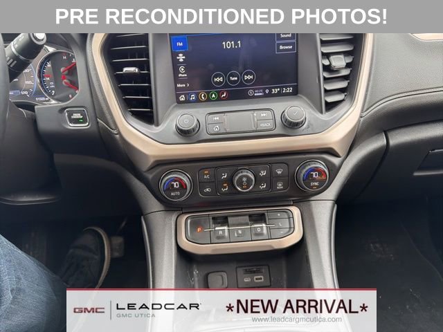 Used 2023 GMC Acadia Denali AWD/4WD image 25