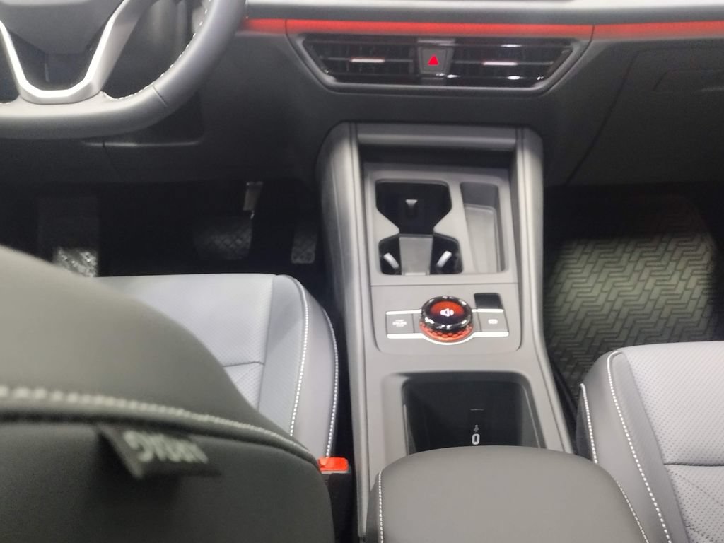 New 2026 Volkswagen Tiguan SE AWD/4WD image 36