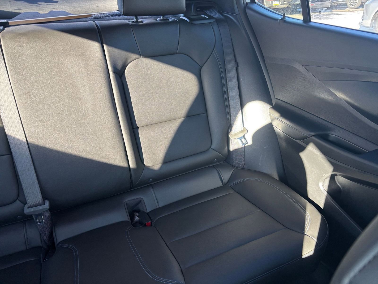 Used 2025 Buick Envista Sport Touring image 33