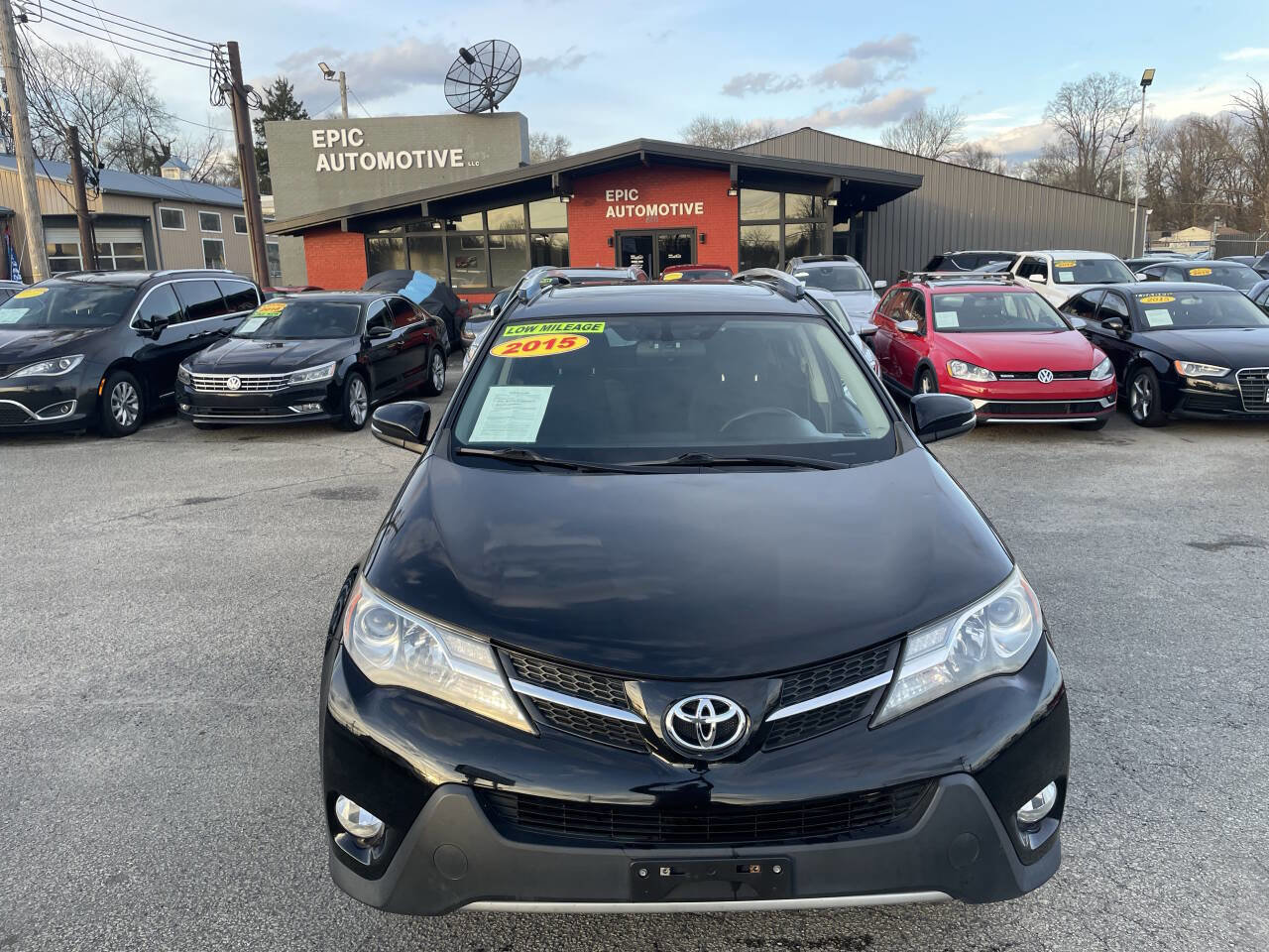 Used 2015 Toyota RAV4 XLE image 11