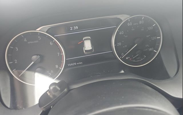 Used 2023 Nissan Rogue SL w/ SL Premium Package image 5