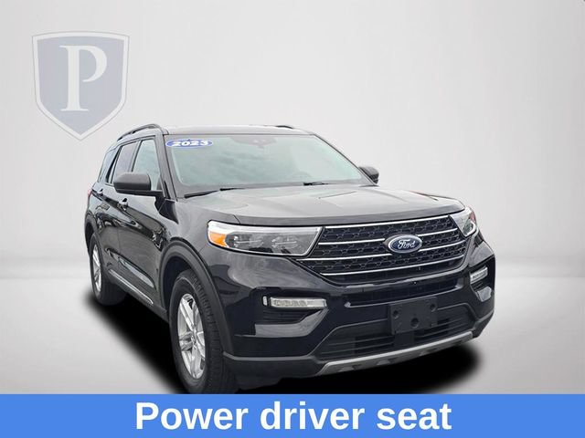 Used 2023 Ford Explorer XLT w/ Equipment Group 202A RWD image 13