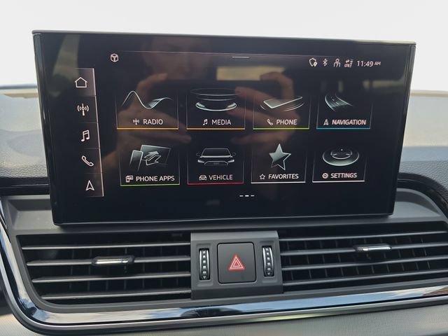 Used 2025 Audi Q5 2.0T Premium w/ Convenience Plus Package AWD/4WD image 24