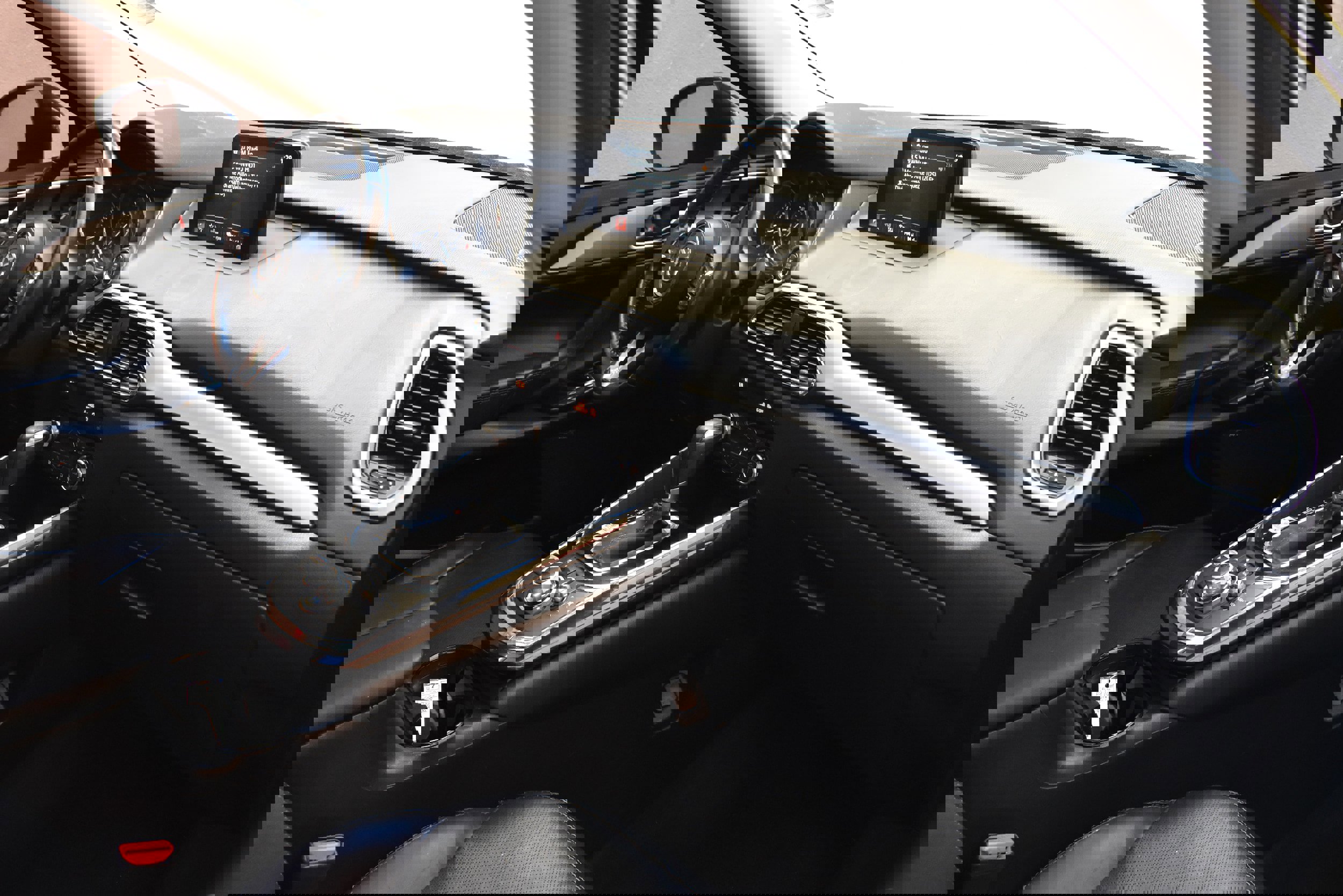 Used 2018 MAZDA CX-9 Touring w/ Touring Premium Package image 31