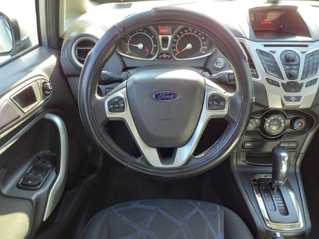 Used 2012 Ford Fiesta SES image 5