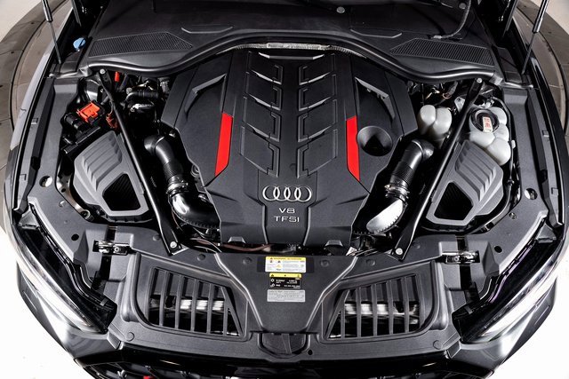 Used 2024 Audi S8 w/ S8 Comfort Plus Package image 10