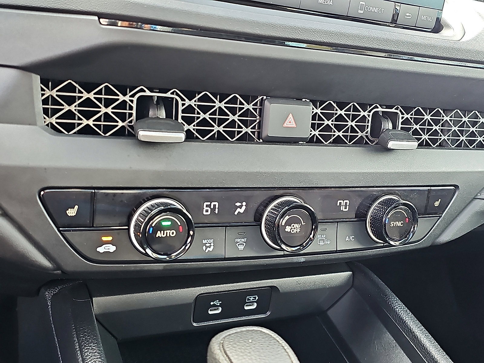 Used 2025 Honda Accord SE image 17