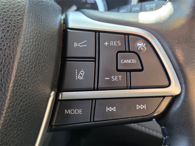 Used 2022 Toyota Highlander Limited image 33