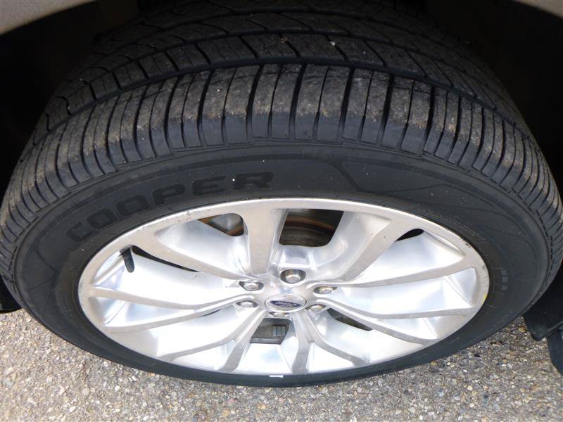 Used 2018 Ford Expedition Max Limited w/ Equipment Group 302A AWD/4WD image 31