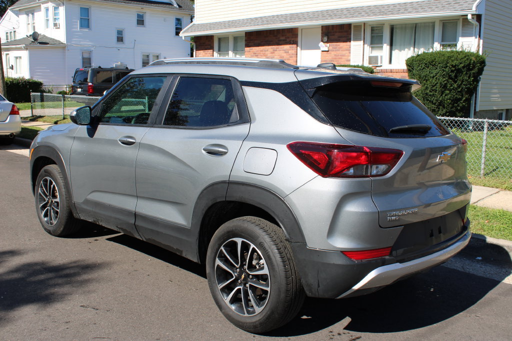Used 2025 Chevrolet TrailBlazer LT AWD/4WD image 7