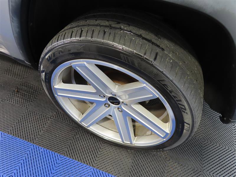 Used 2015 Jeep Grand Cherokee Limited w/ Luxury Group II image 7