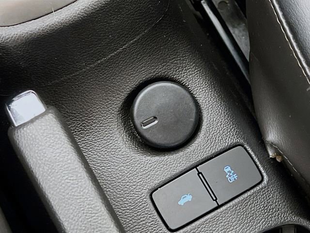 Used 2015 Chevrolet Sonic LTZ FWD image 19