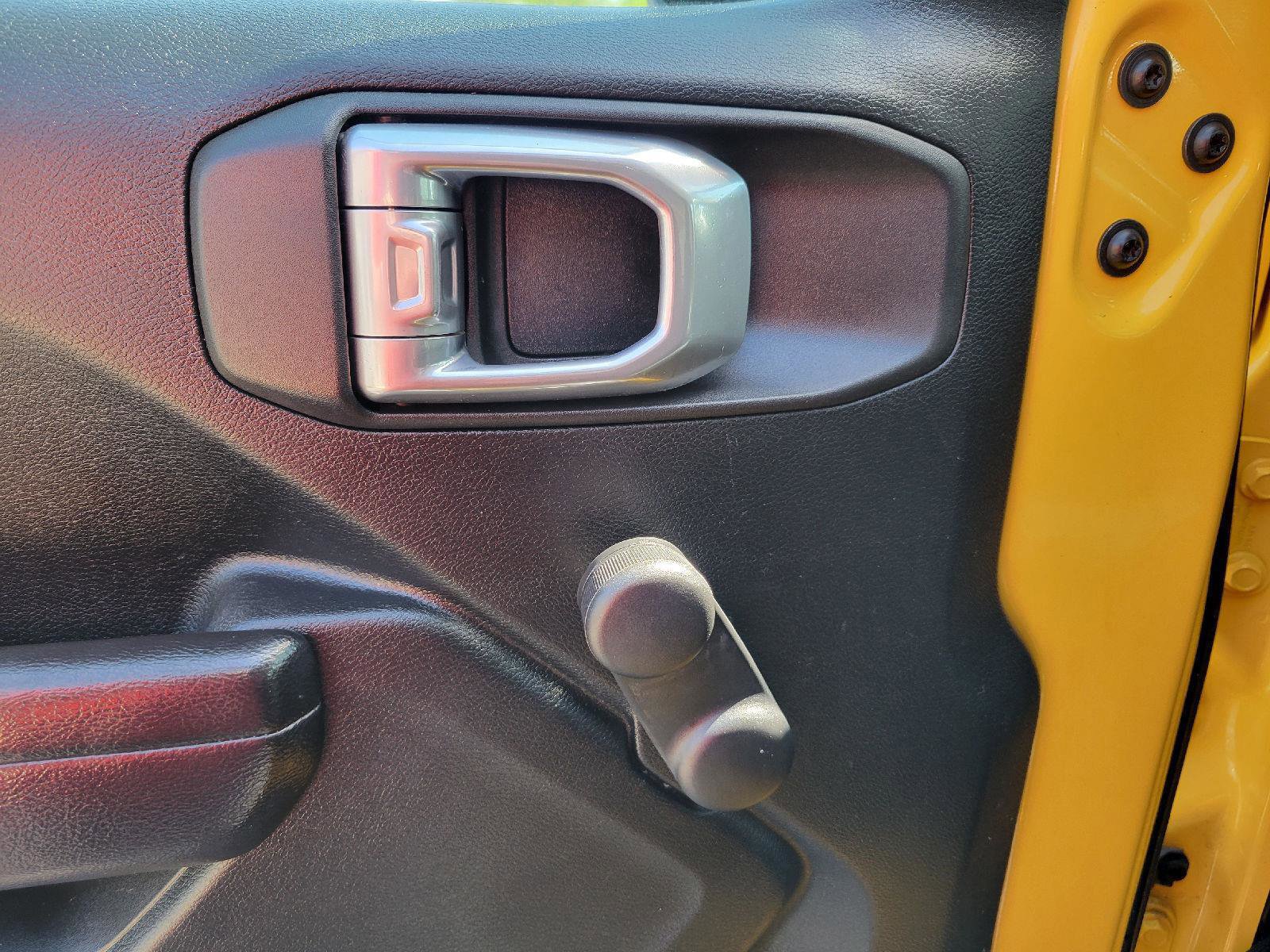 Used 2021 Jeep Wrangler Sport AWD/4WD image 6