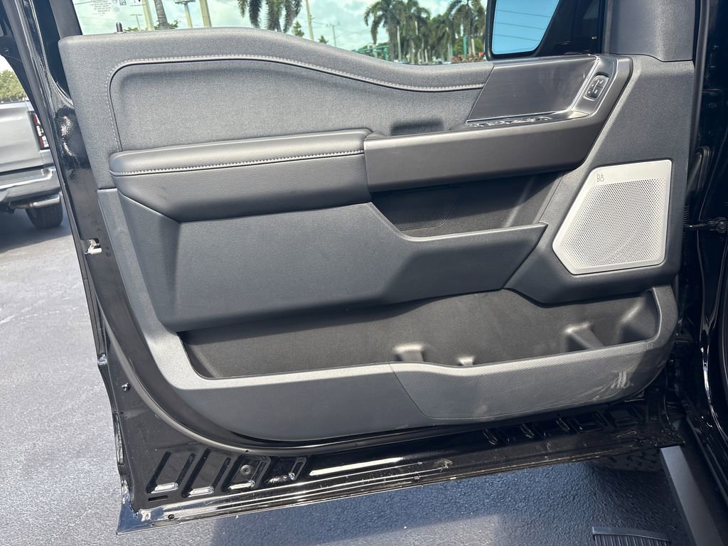 New 2025 Ford F150 Lariat w/ Equipment Group 502A High image 15