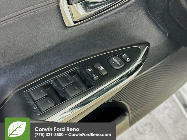 Used 2016 Toyota Avalon XLE FWD image 17