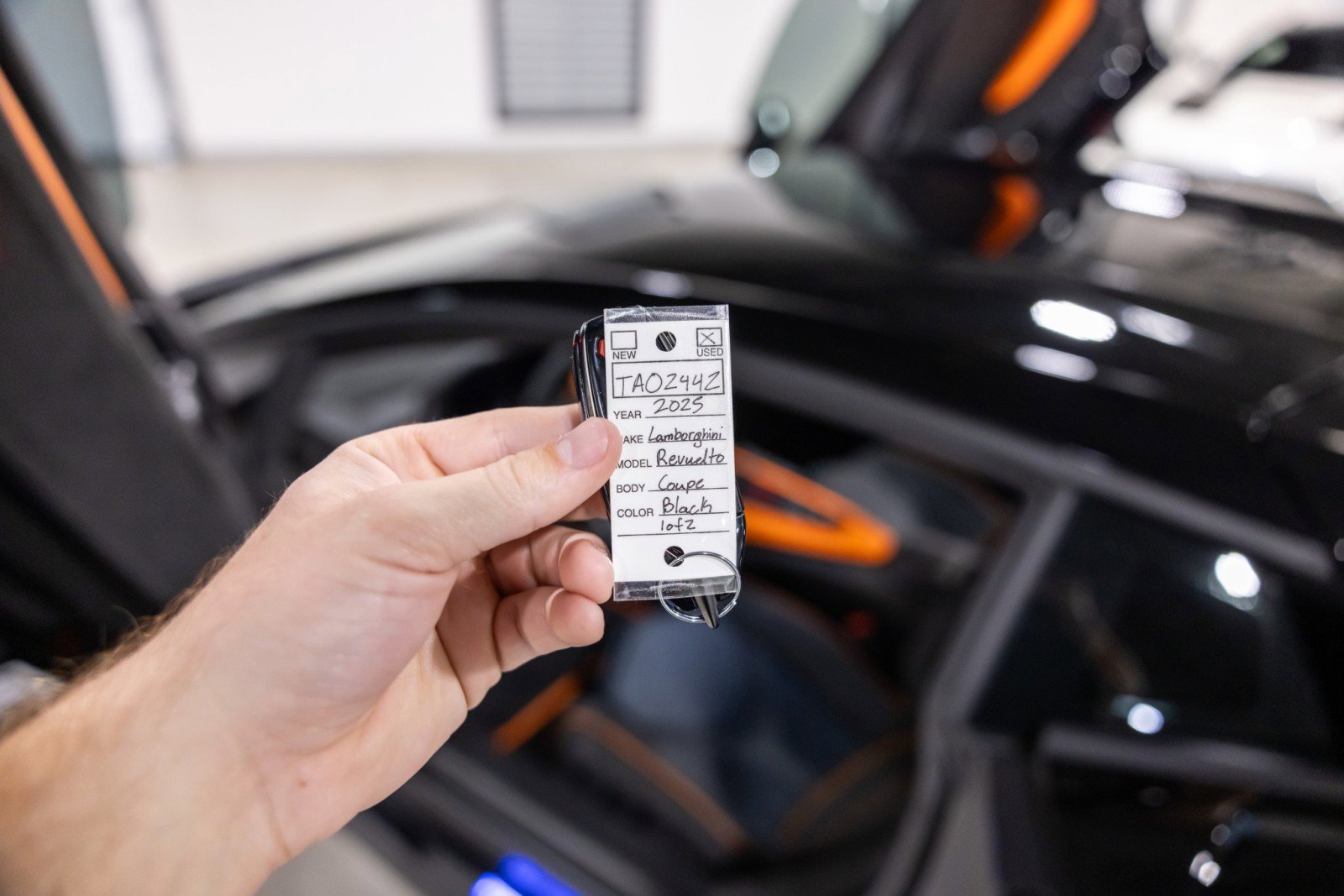 Used 2025 Lamborghini Revuelto image 56