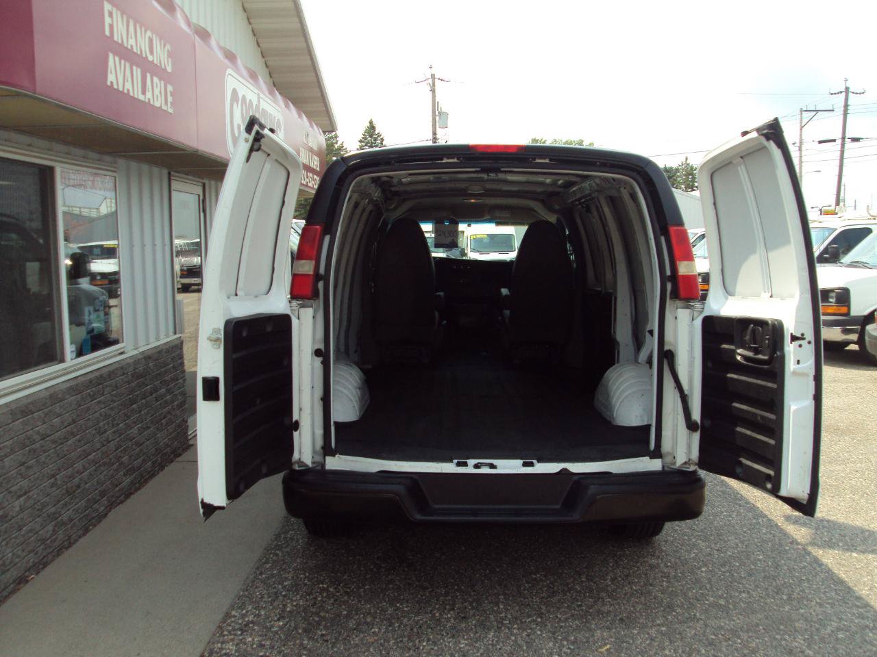 Used 2012 Chevrolet Express 1500 AWD w/ Power Package image 7