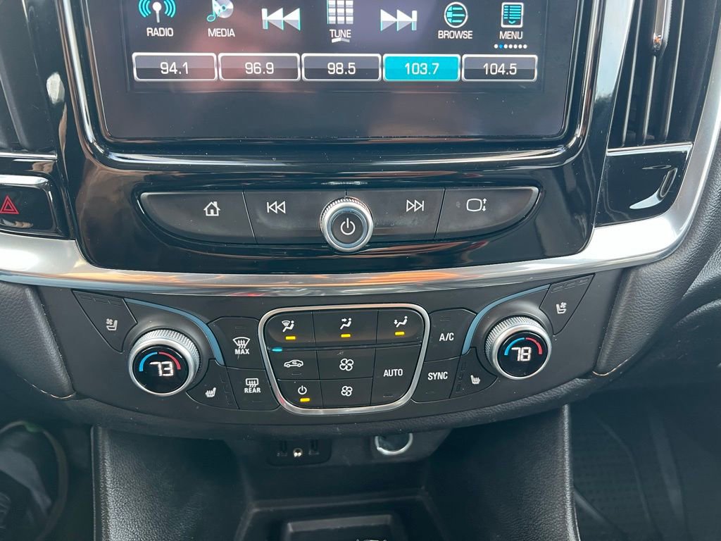 Used 2018 Chevrolet Traverse Premier image 36