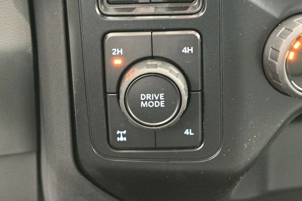 New 2026 Ford F250 XLT w/ FX4 Off-Road Package AWD/4WD image 18