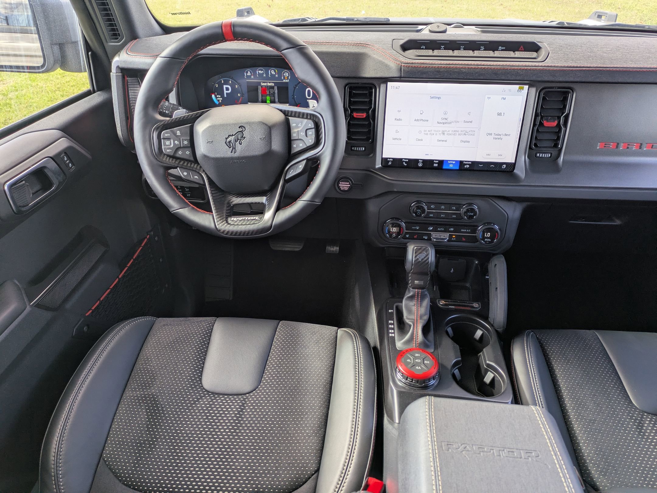 New 2025 Ford Bronco Raptor w/ Interior Carbon Fiber Pack AWD/4WD image 31