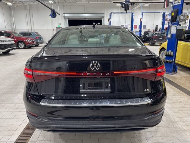 New 2026 Volkswagen Jetta SE FWD image 4