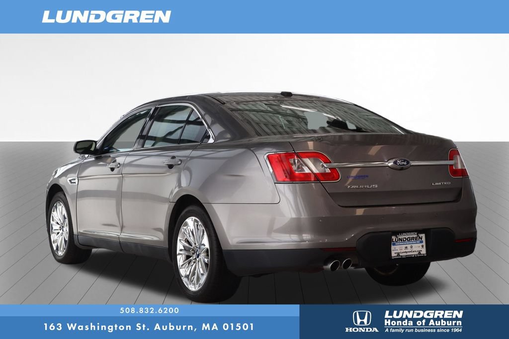 Used 2011 Ford Taurus Limited w/ 302A Rapid Spec Order Code FWD image 3