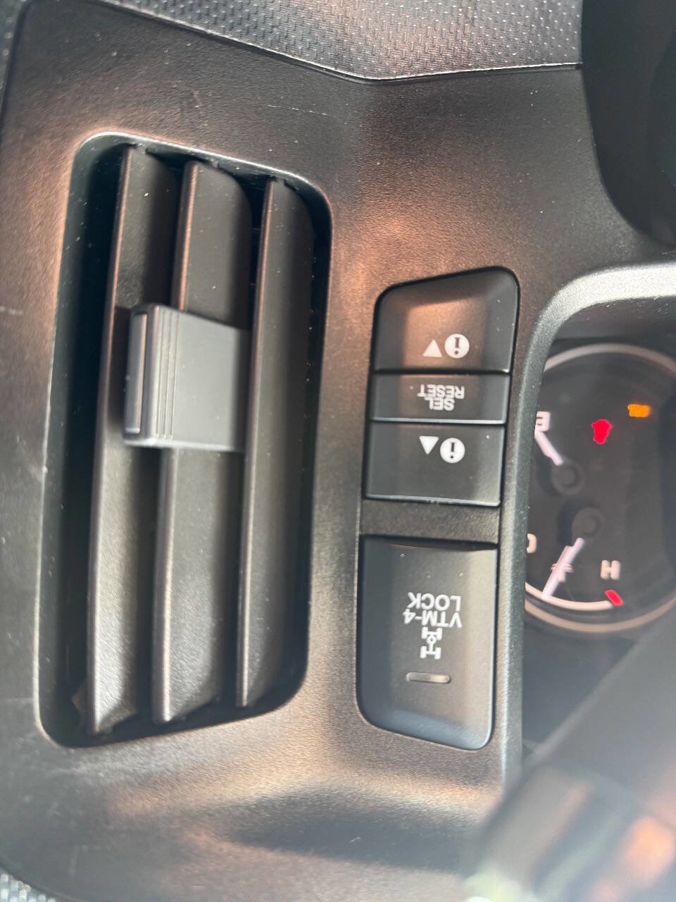 Used 2012 Honda Ridgeline RTL image 16