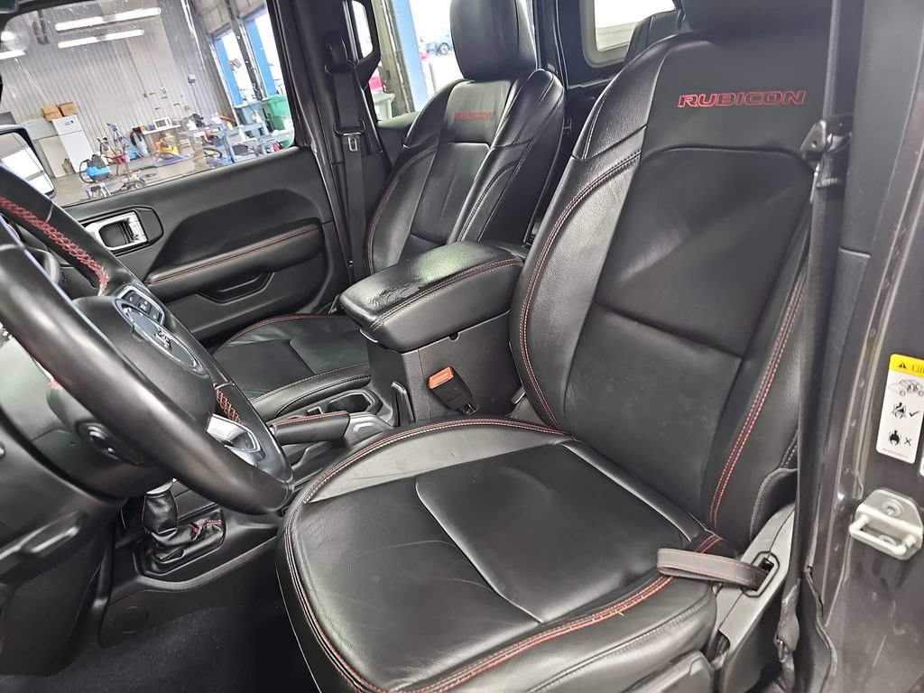 Used 2018 Jeep Wrangler Unlimited Rubicon AWD/4WD image 14