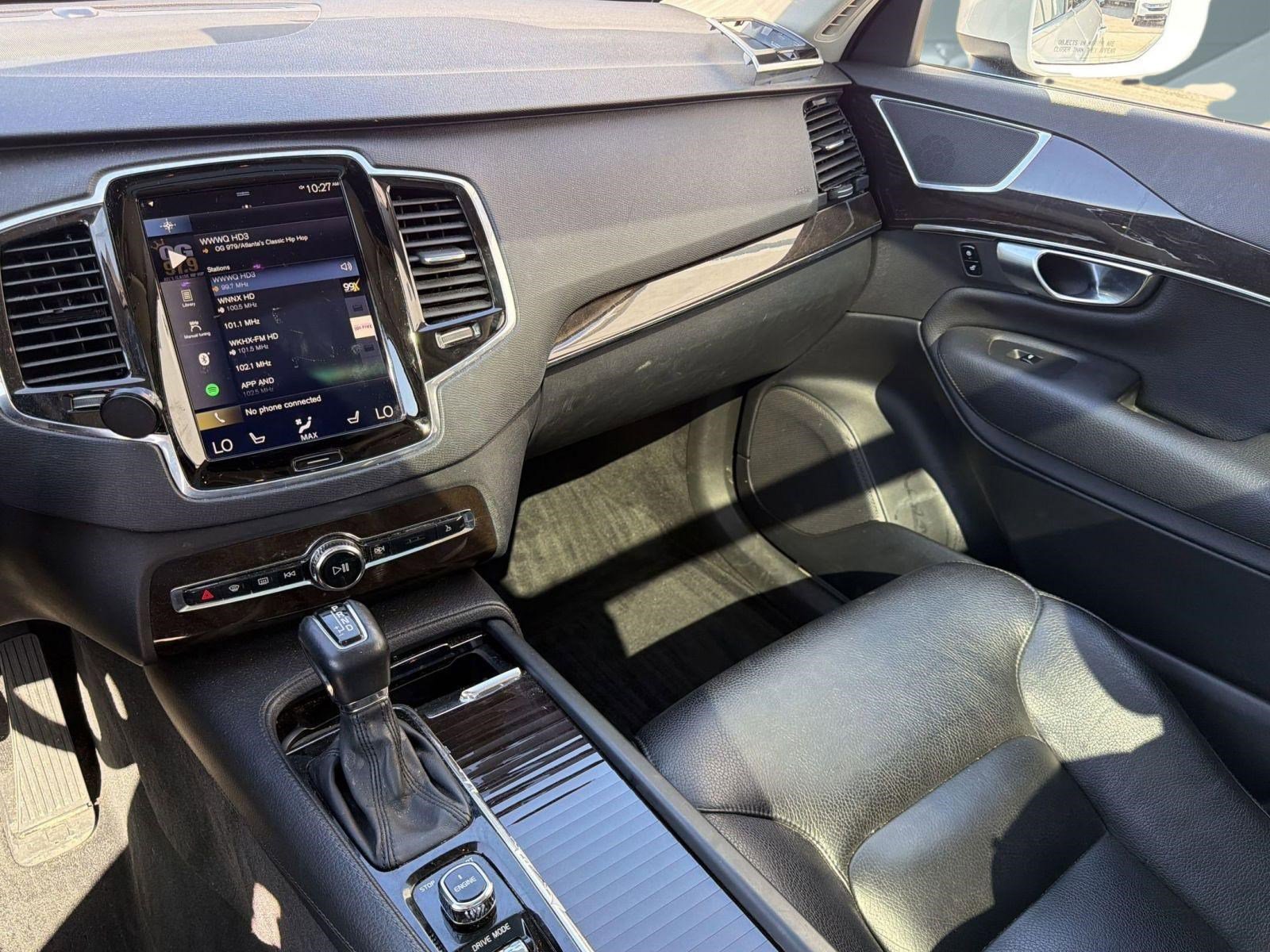 Used 2017 Volvo XC90 T6 Momentum w/ Vision Package image 26