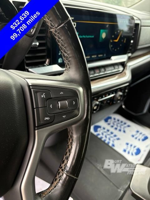 Used 2023 Chevrolet Silverado 1500 LT AWD/4WD image 18
