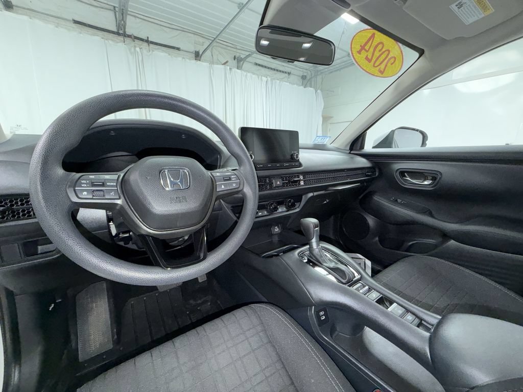 Used 2024 Honda HR-V LX image 13