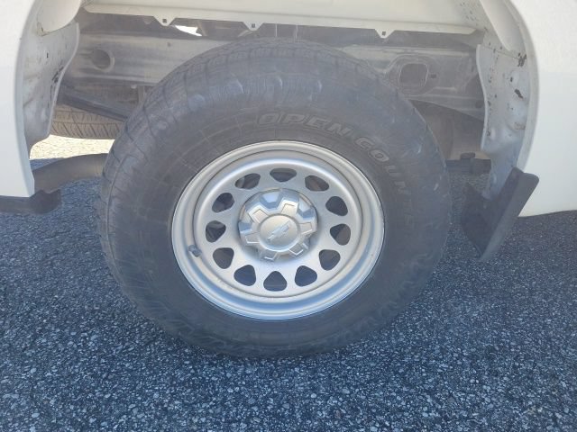 Used 2023 Chevrolet Silverado 1500 W/T w/ WT Value Package AWD/4WD image 13