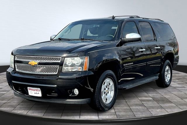 Used 2013 Chevrolet Suburban LT w/ Luxury Package image 1
